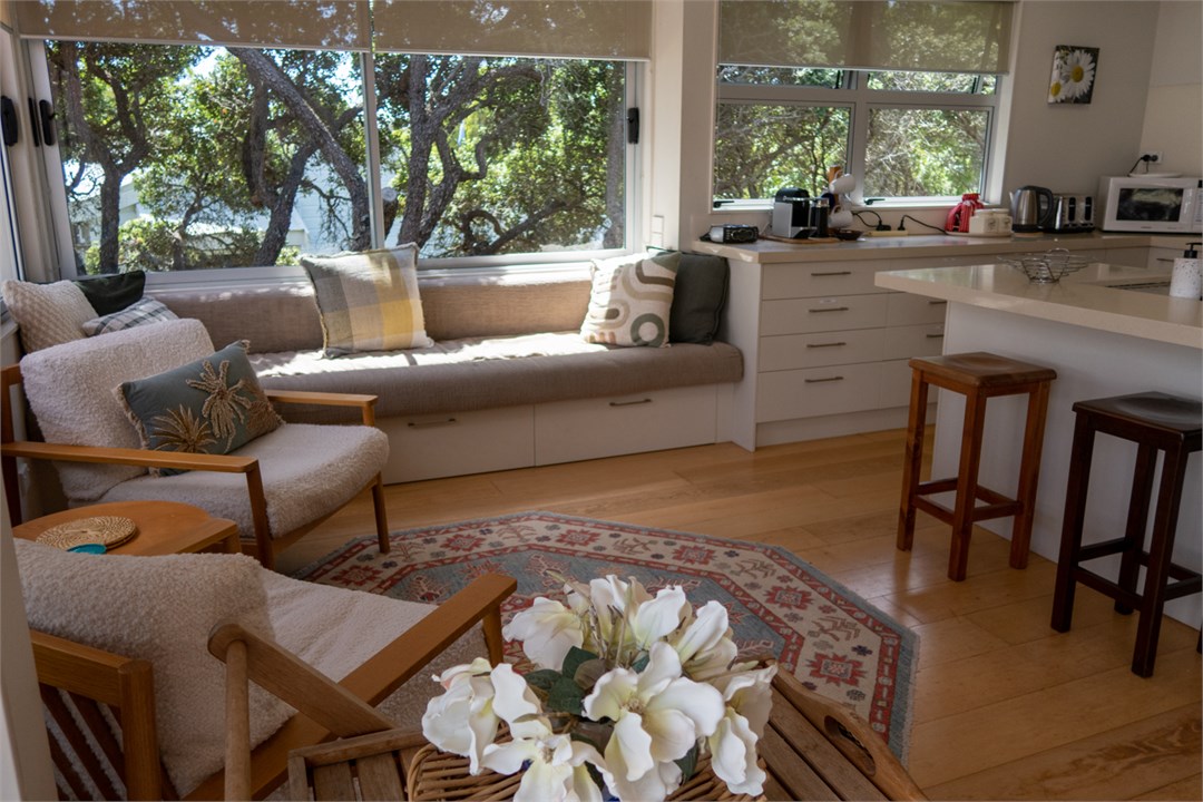 Sitting room off kitchen