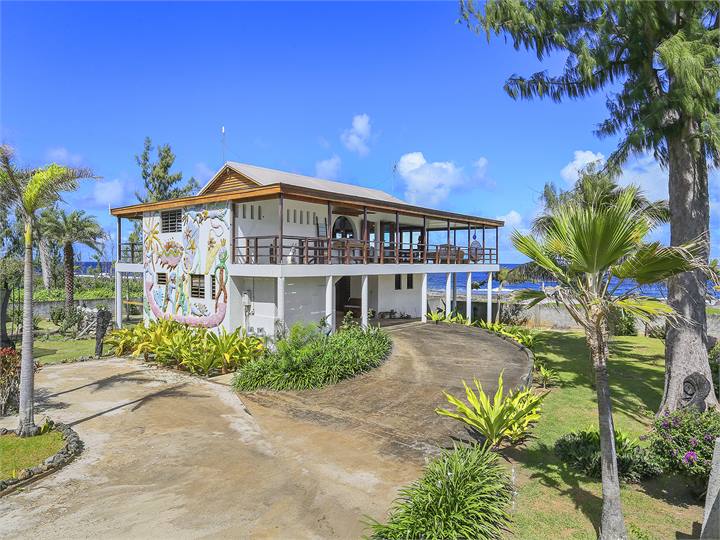 Villa from drive way