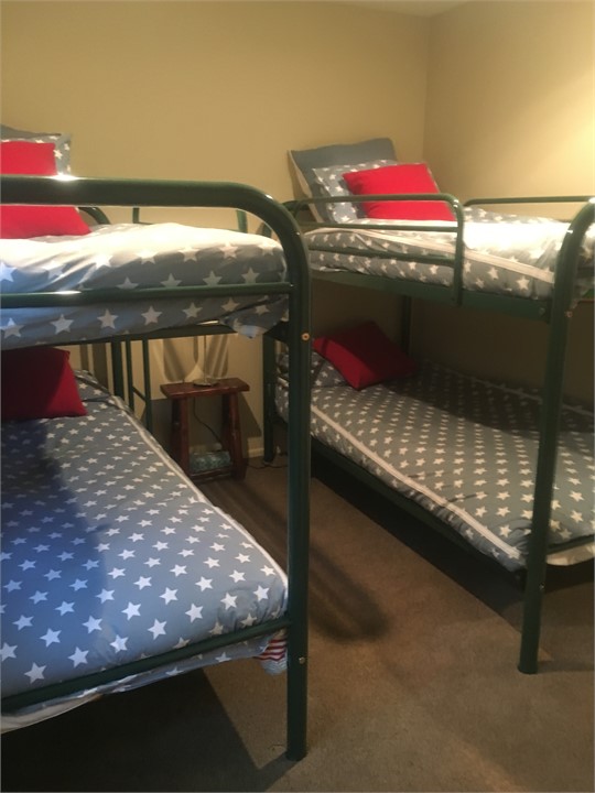 bunk room (2)