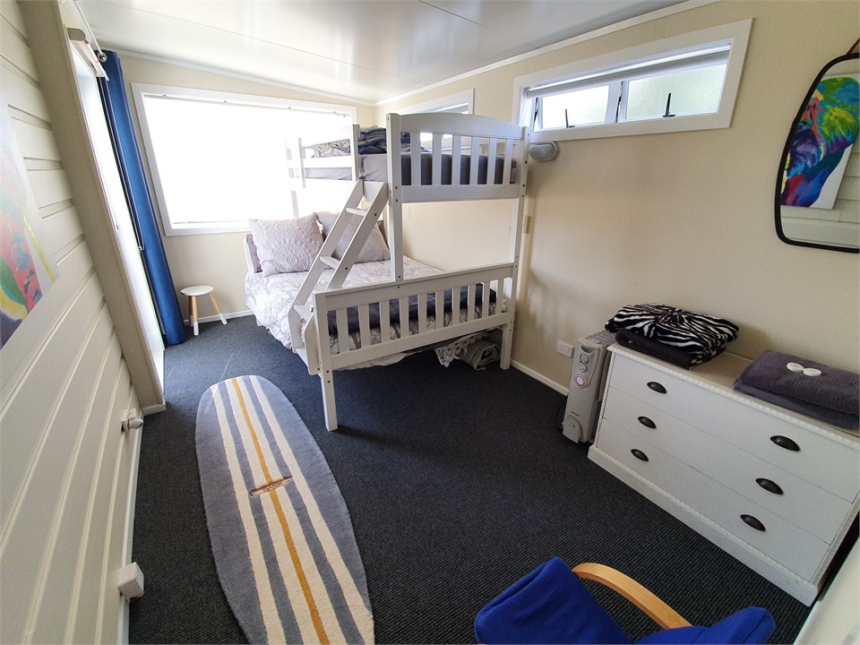 Bedroom Two (Sleep 2 + 1, Total 2)