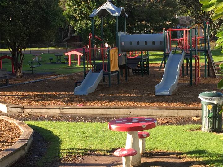 Mariangi Bay kids playground (fully fenced)