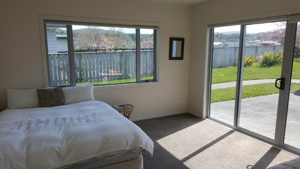 Large, sunny bedroom 2