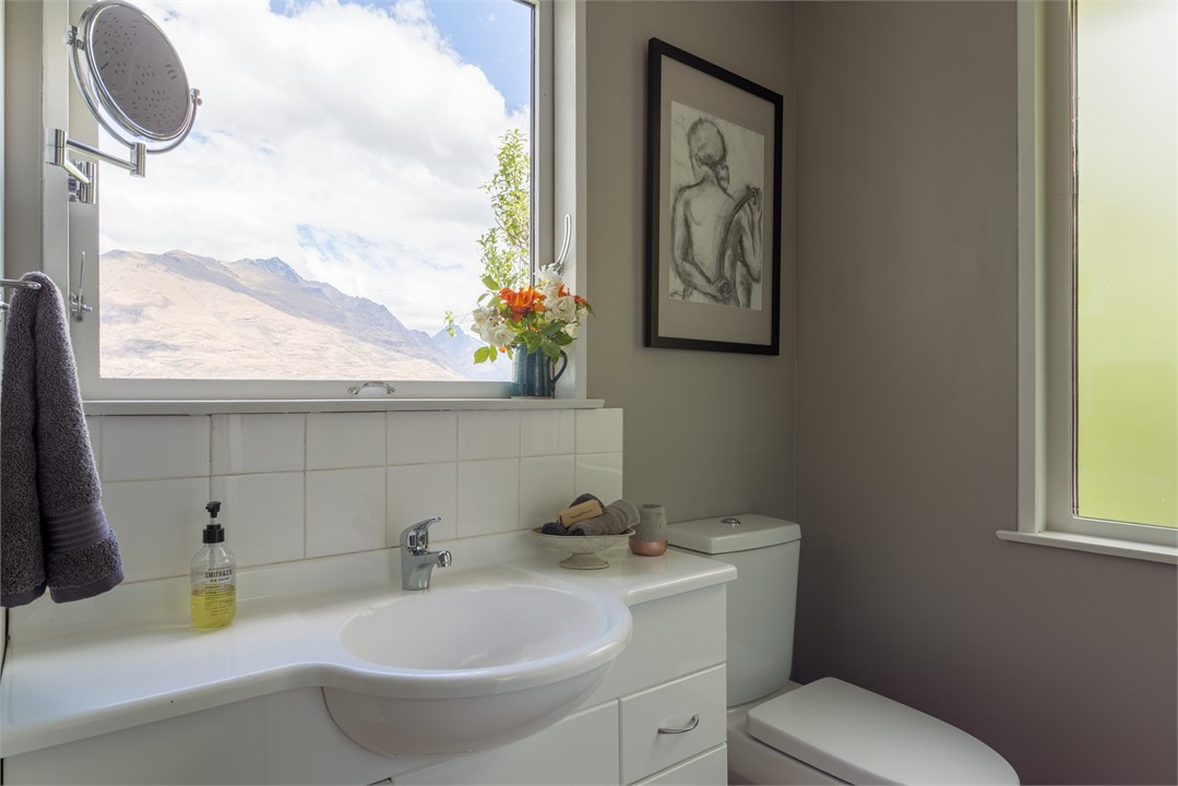 ensuite to double bedroom