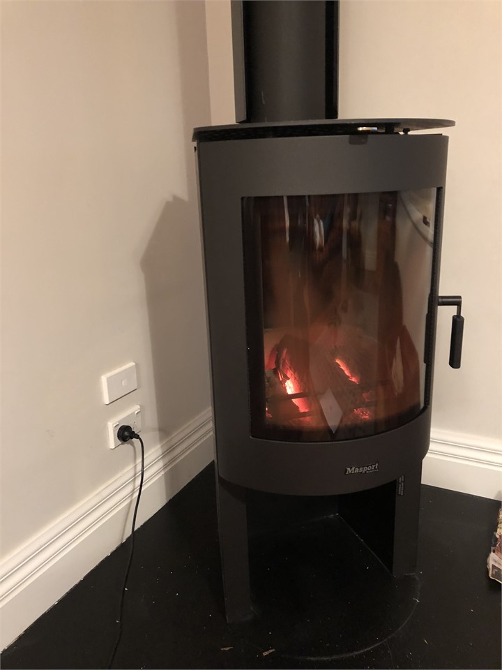 Freestanding firebox = Beautiful in the winter