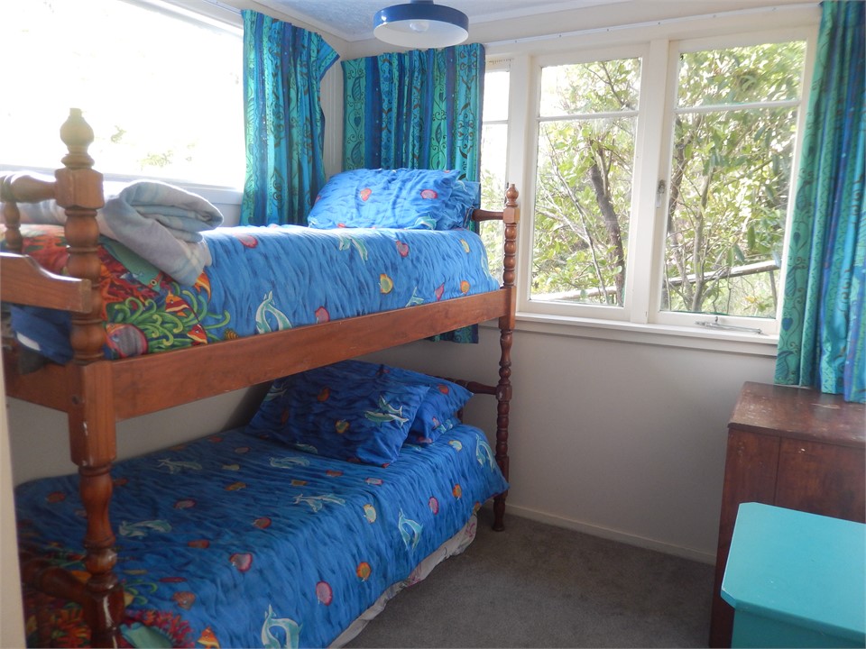 No 2 bedroom with single bunks