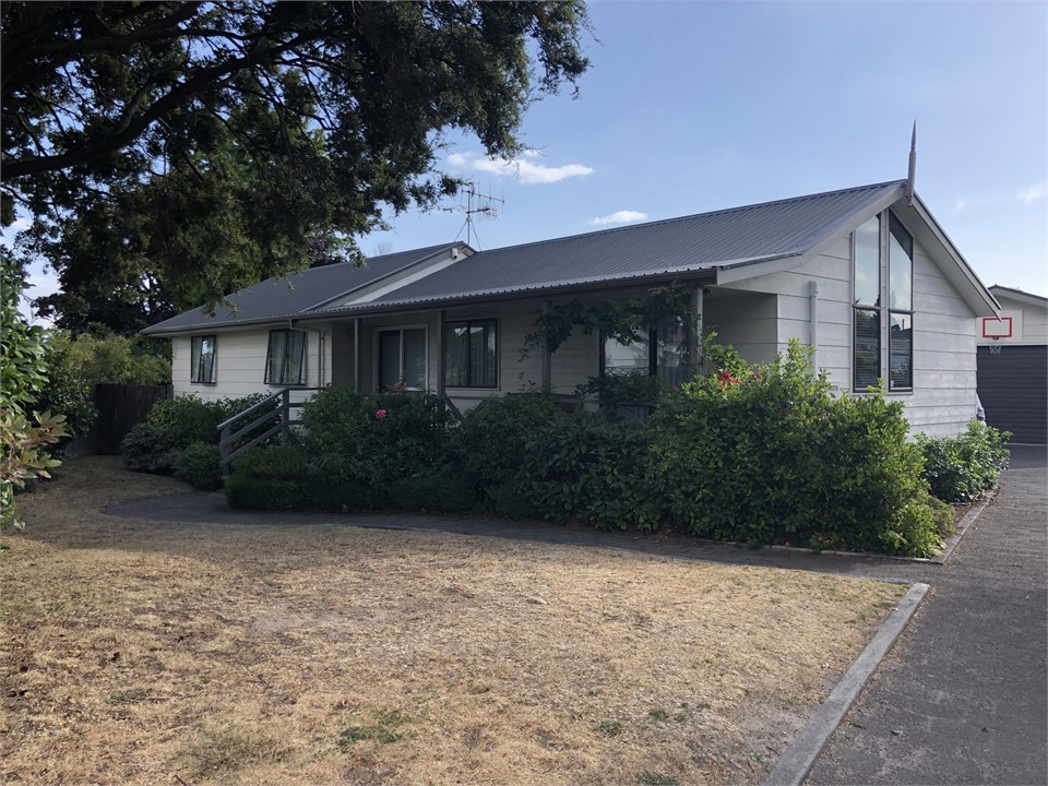 Front - great balcony for morning coffee