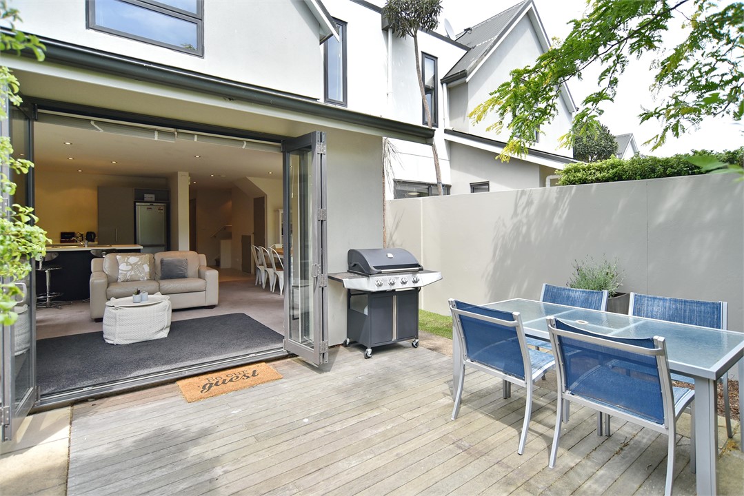 The open-plan living.