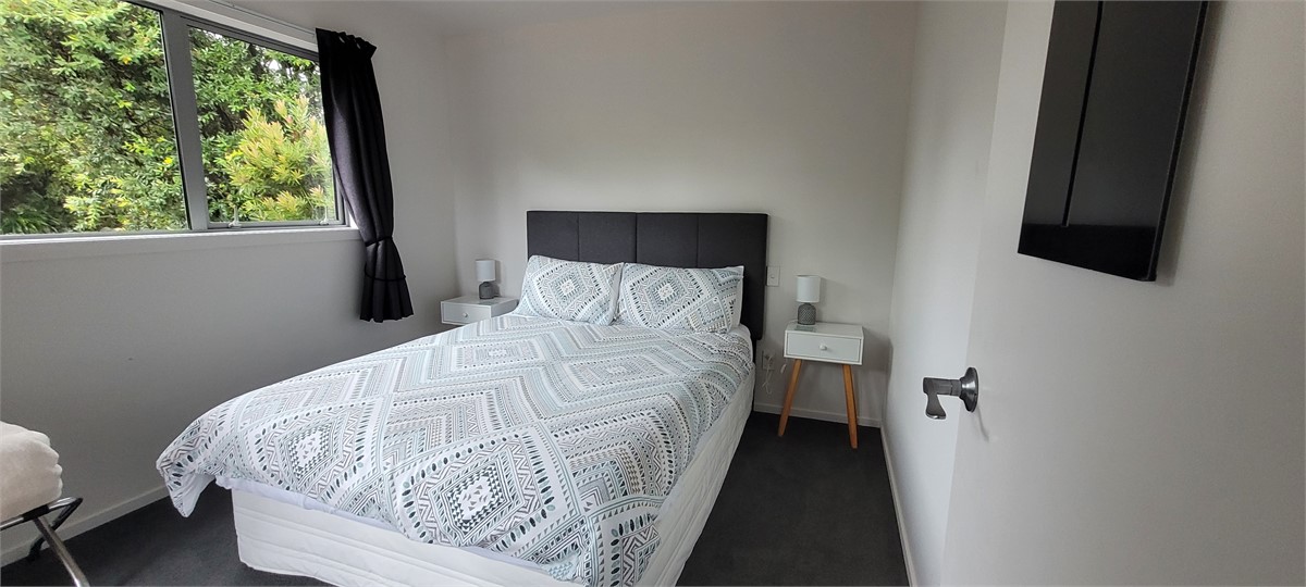 Two Bedrooms in Cottage One