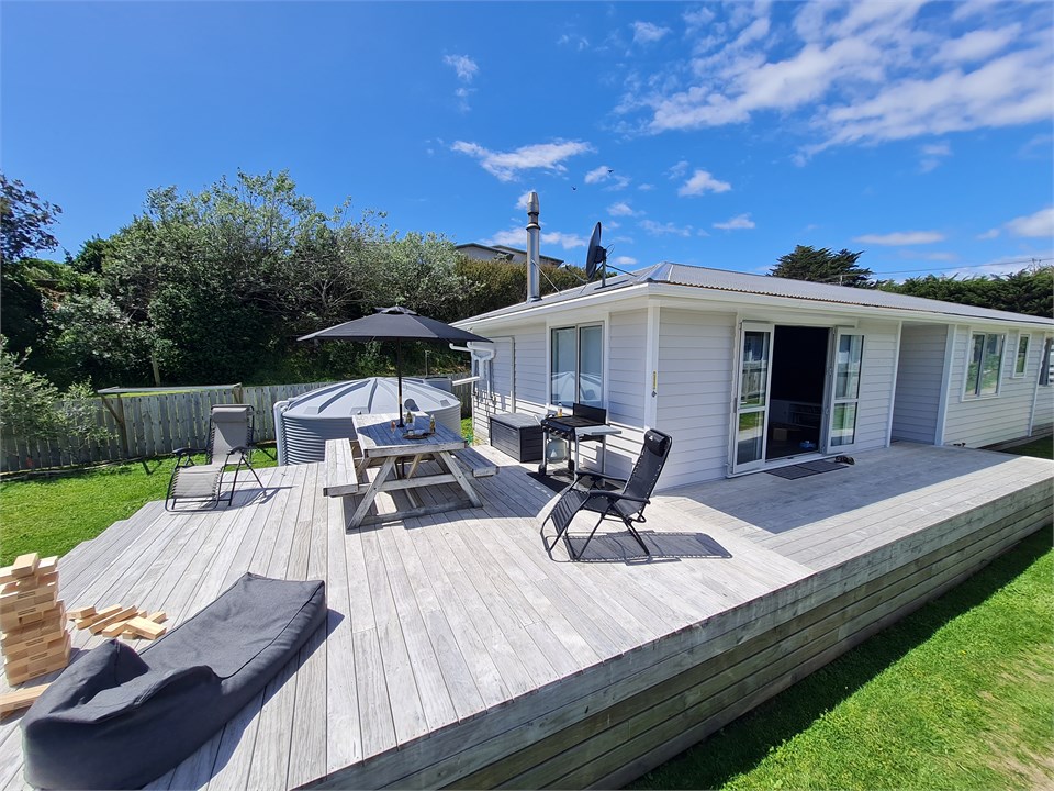 Post Waitarere Beach Beach House for rent Holiday Houses