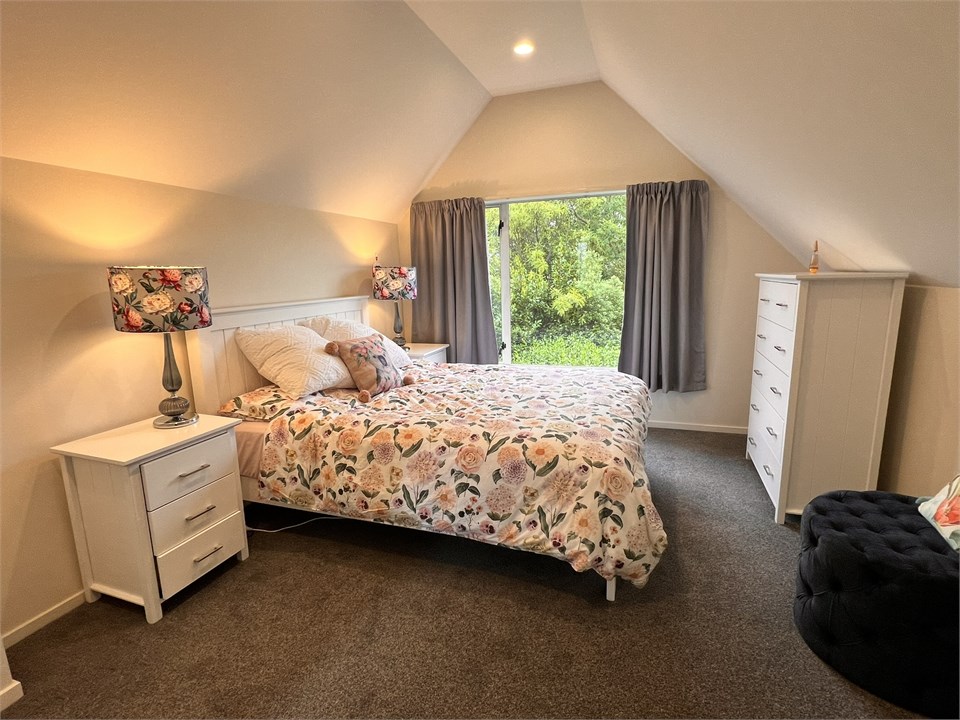 Bedroom 1 has a Queen bed and an ensuite