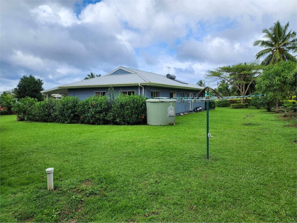 Washing Line/Back of House