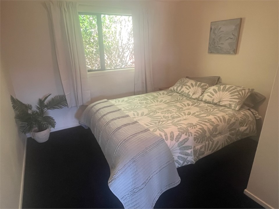 Bedroom 3 - Queen Bed