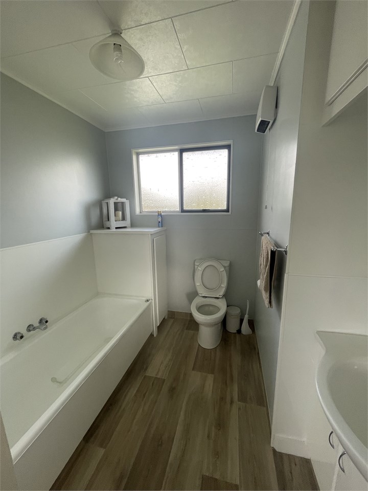 Upstairs Bathroom