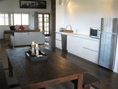 The Lookout - Kitchen