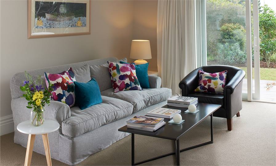 The Owners Cottage living room