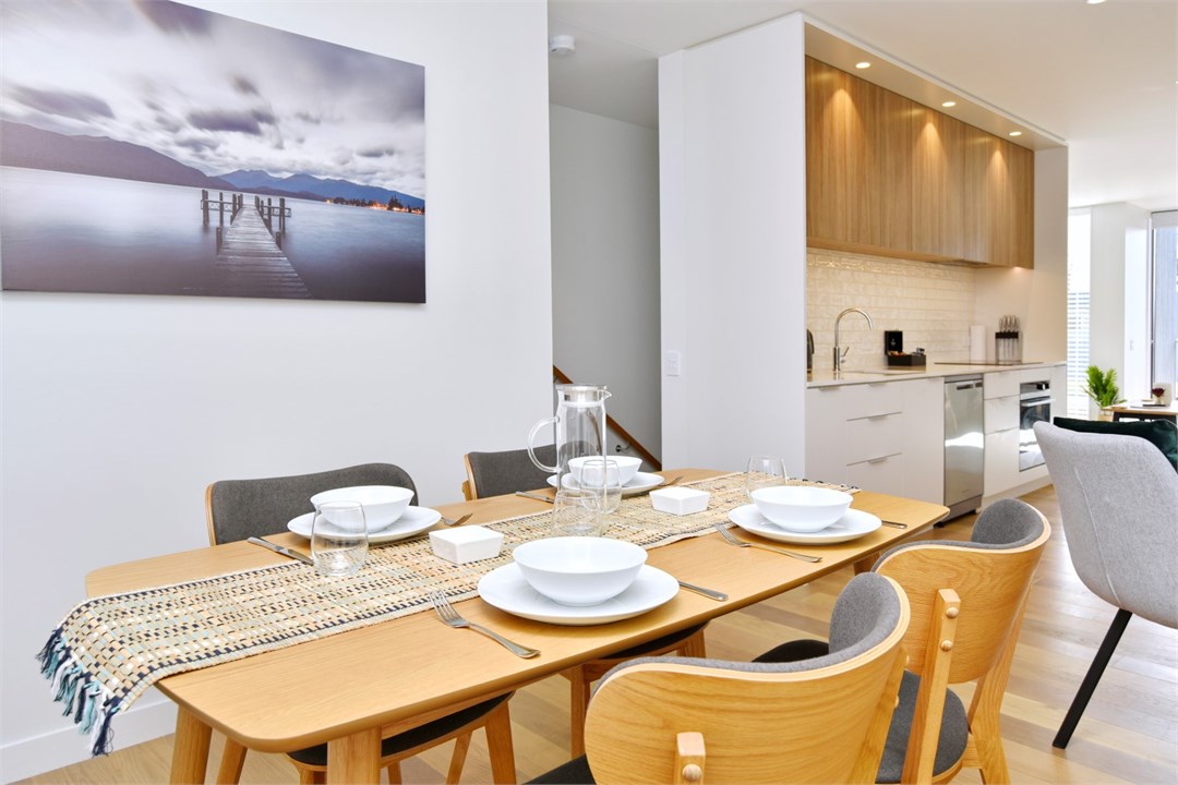 Dining area that seats 4 people