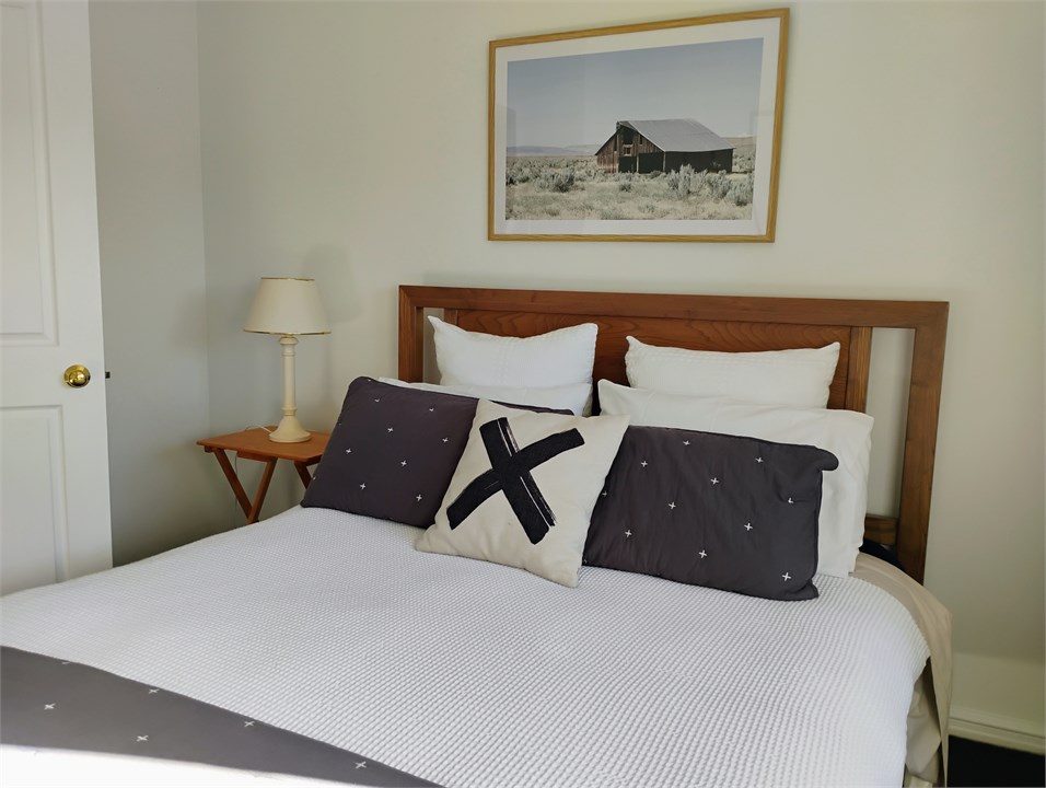 Upstairs queen bedroom