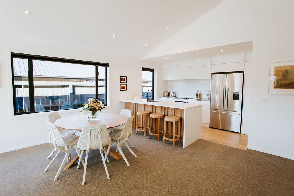 Dining area & Kitchen