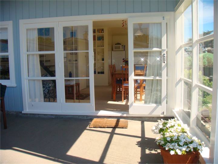 Welcome to our bach!