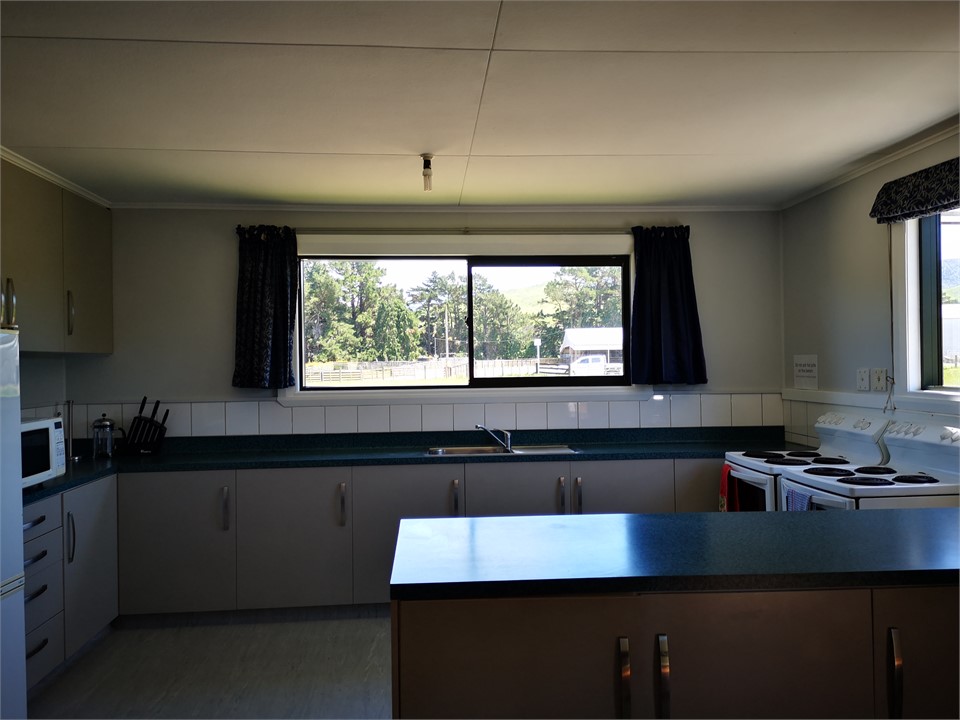 Large self catering kitchen