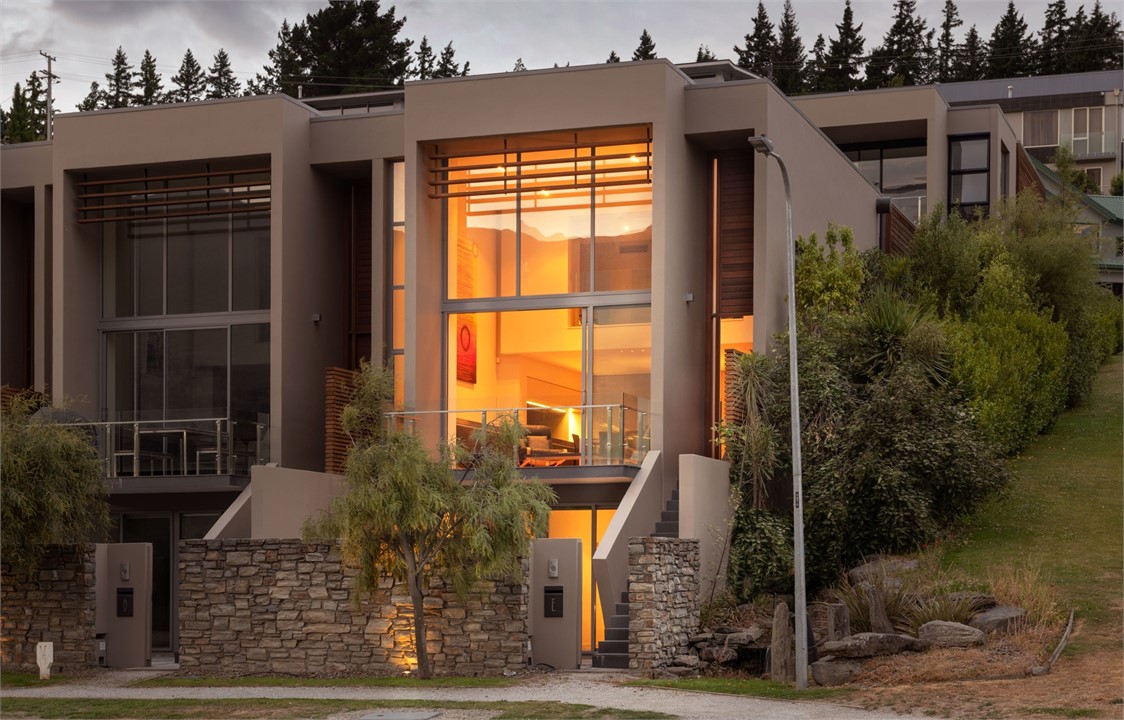 Release Wanaka - Lake Edge - Sleeps 6