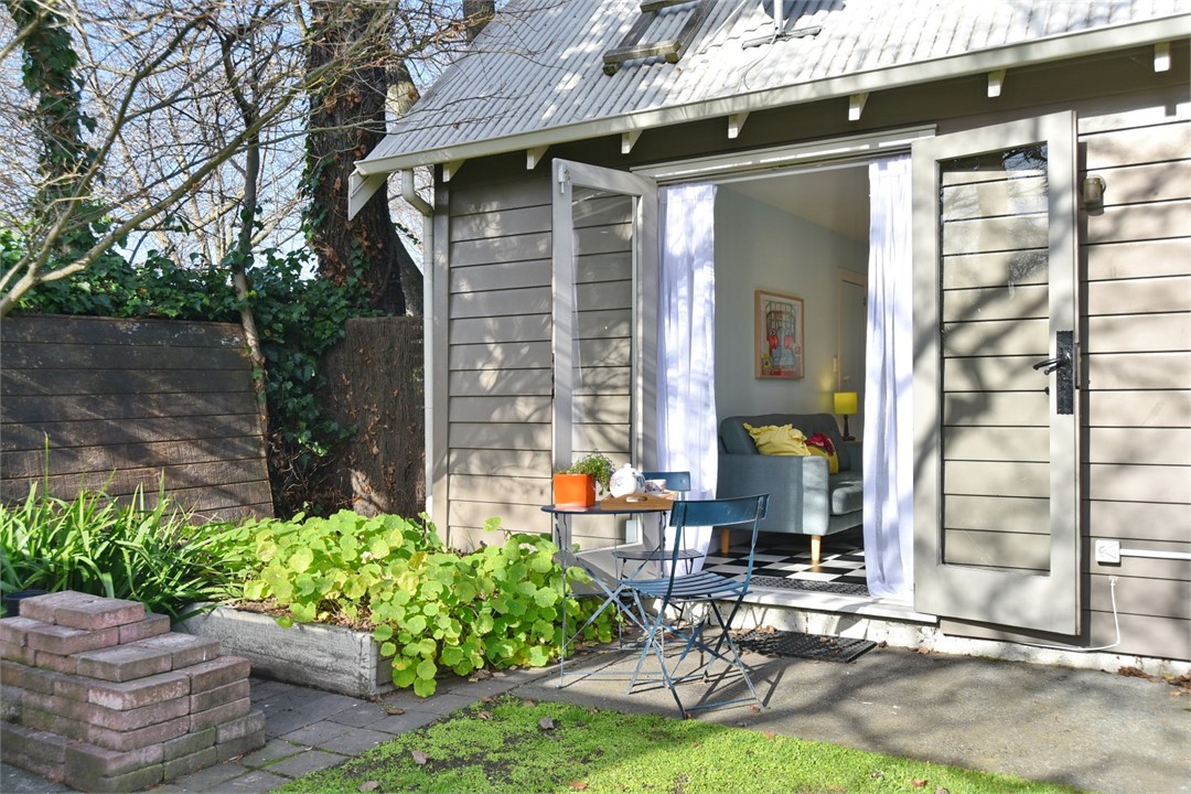 Outdoor sitting area