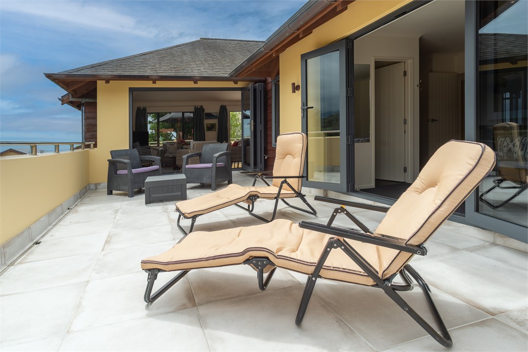 West veranda...sun trap!