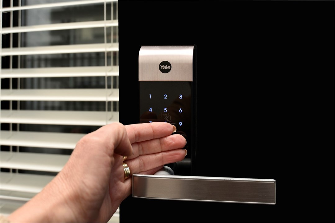 View of the door and how to get keypad to show