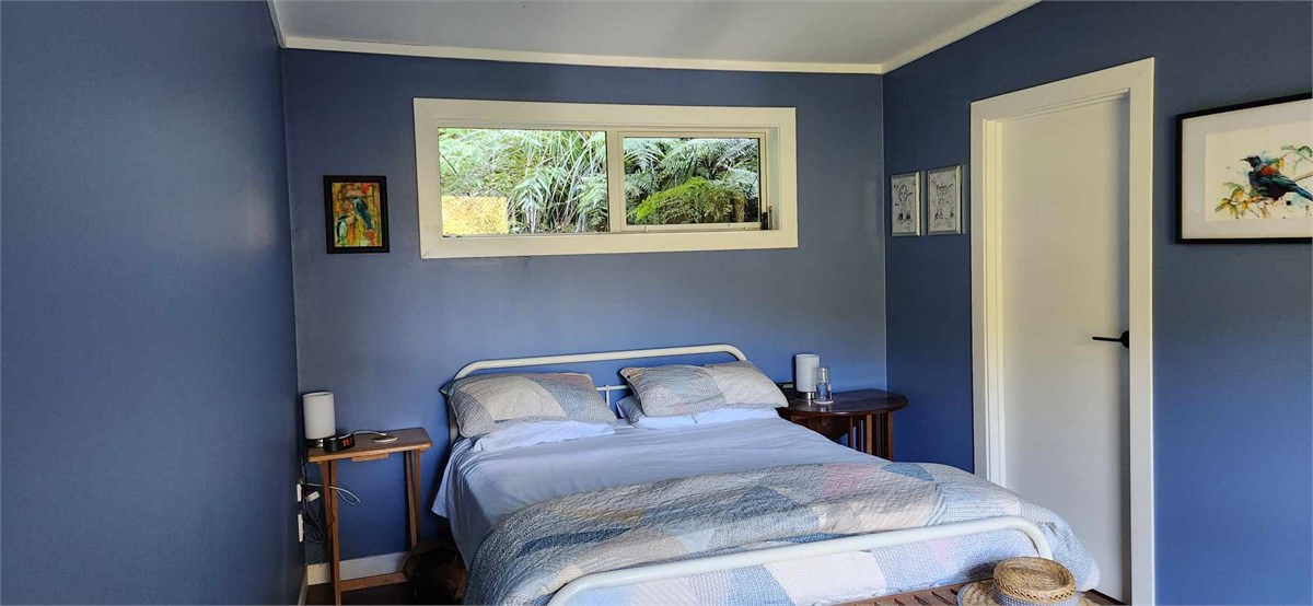 Bedroom 1 with queen sized bed and ensuite