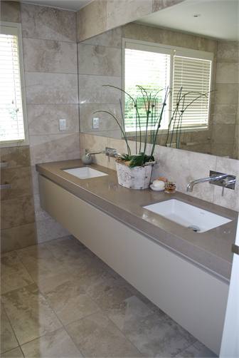 Master bedroom ensuite