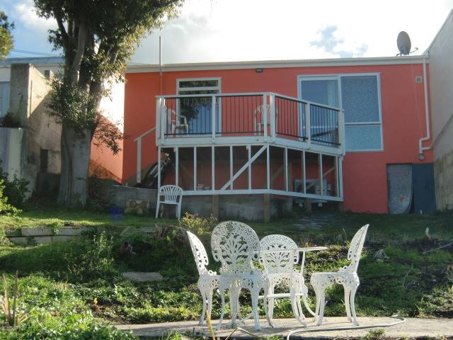 Oamaru Pink Cottage, Winter Special