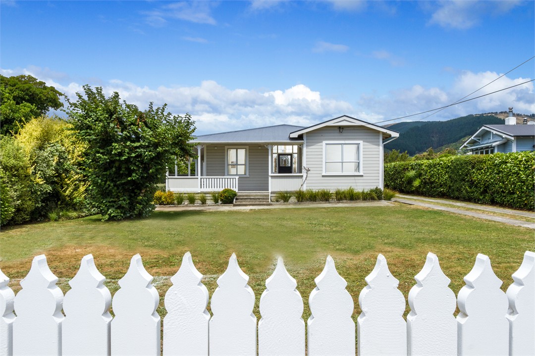 A 1930's classic kiwi villa