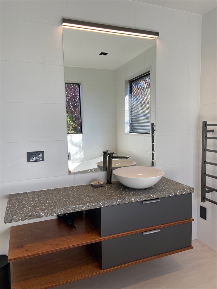 Main Bathroom