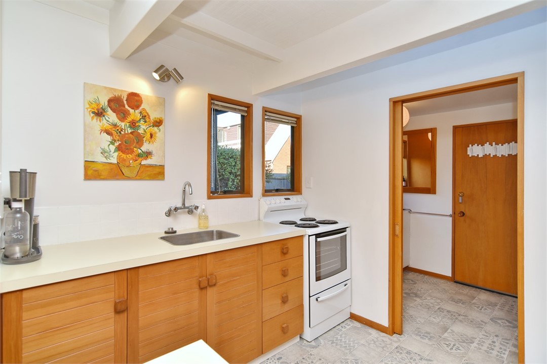 Fully equipped Kitchen area