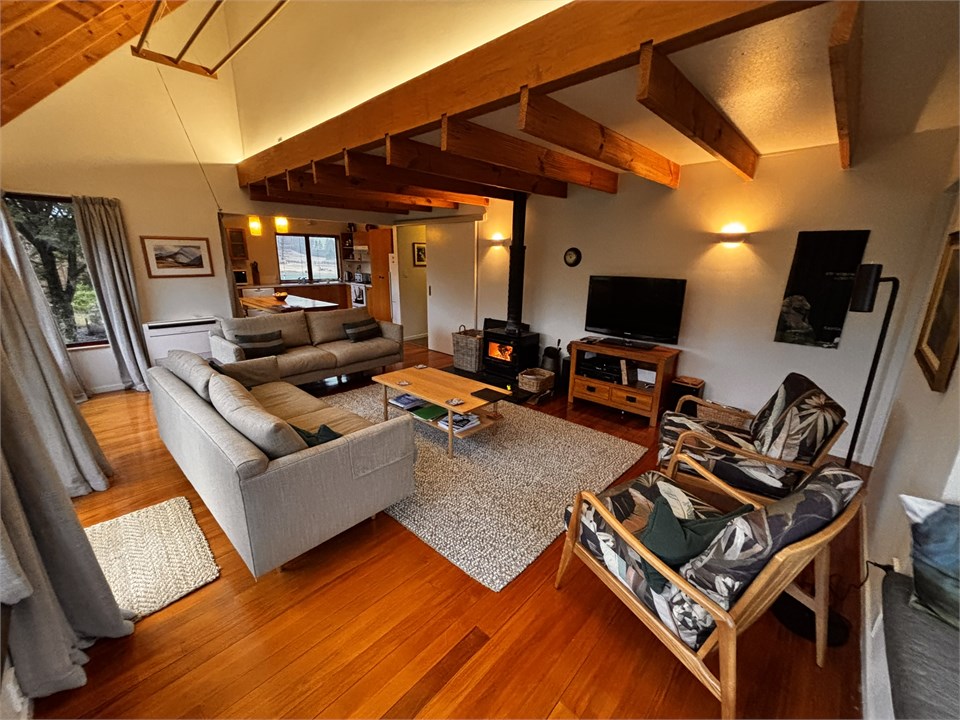 Lounge looking into kitchen