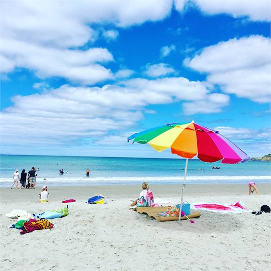 Come and stay with paradise just a few steps out y