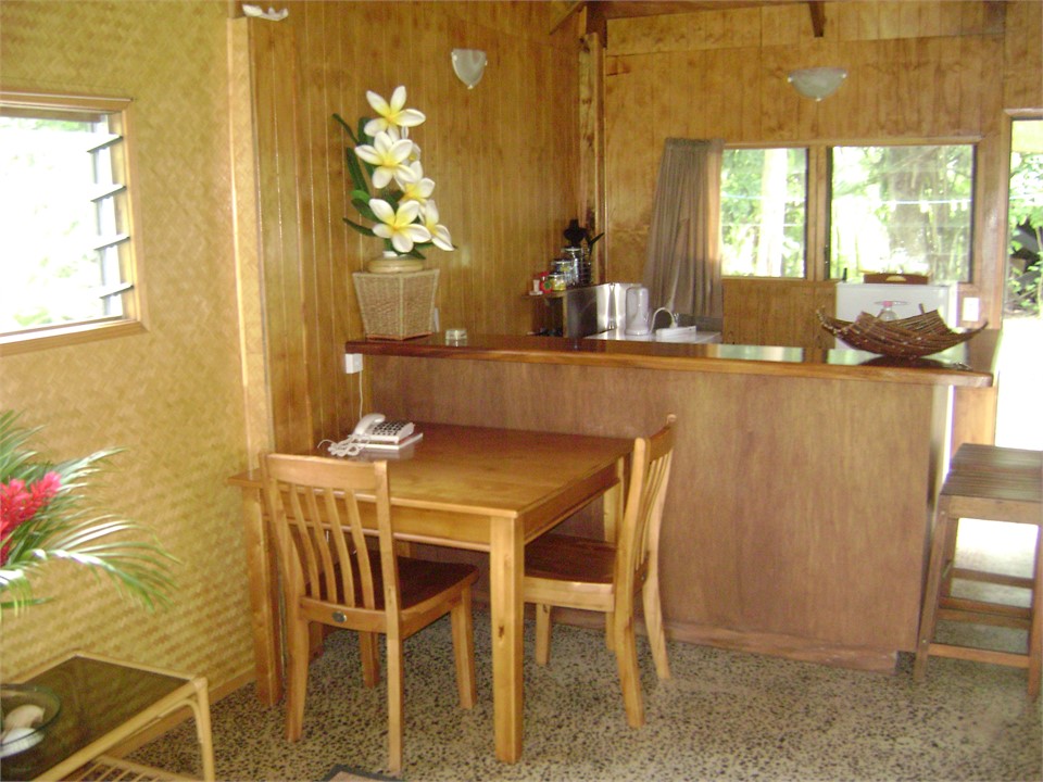 Dining/Kitchen