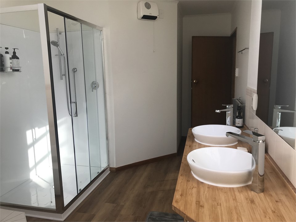 Bathroom 1 main floor