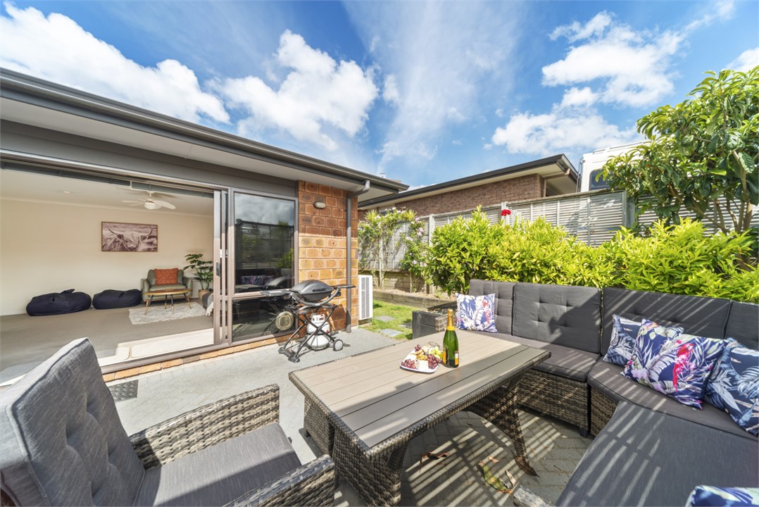 Outdoor entertaining area