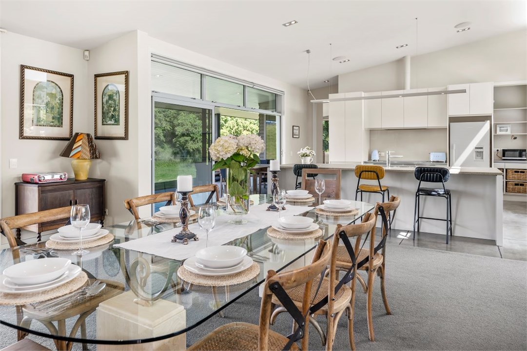 Dining table seating 8