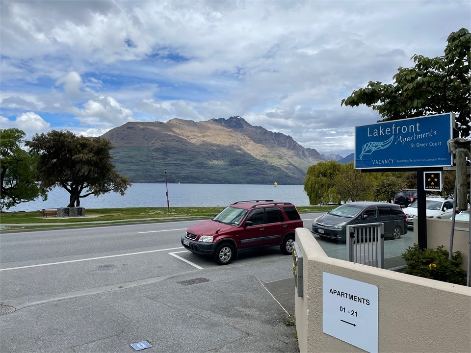 Entrance to Lakefront Apartments