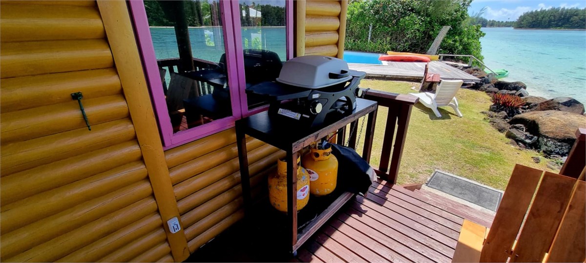 BBQ - Waterfront Balcony