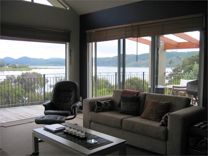 Upstairs lounge with view