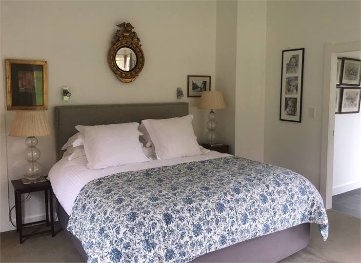 River House River Master Bed