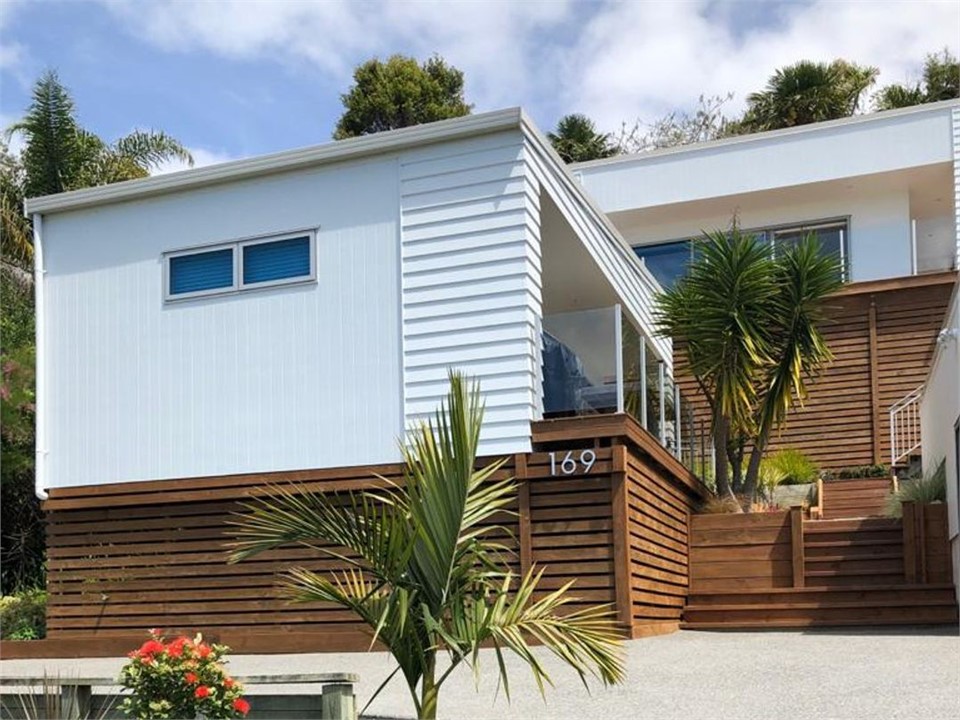 The Beach Pod (Bachcare) Tairua Bach for rent Holiday Houses