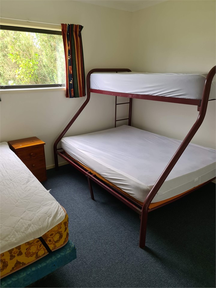 bunk single on top with double below