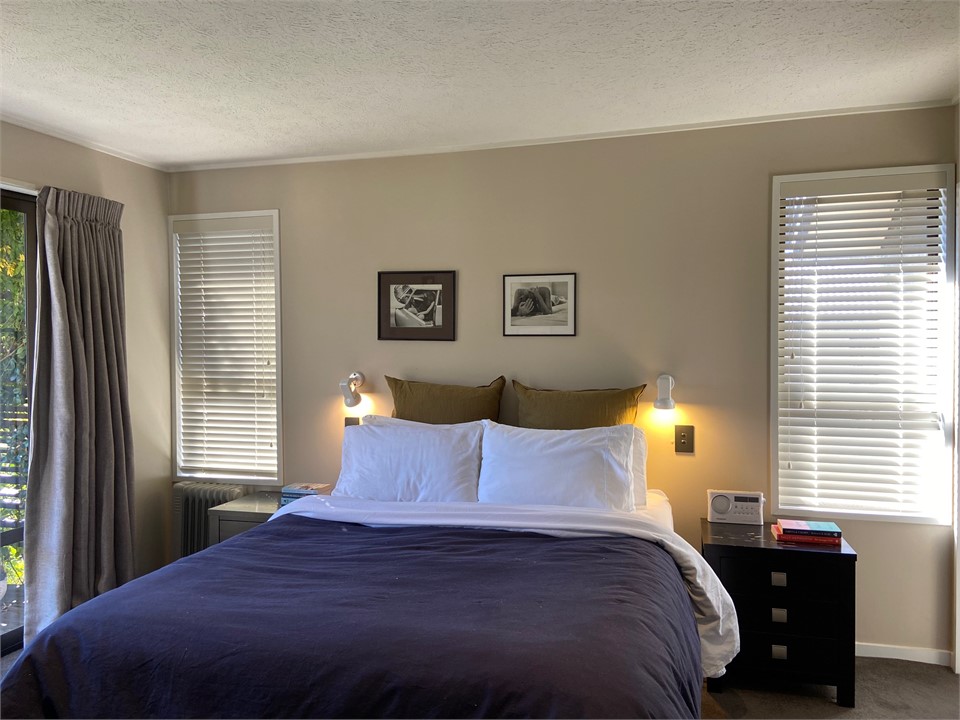 Main Bedroom with Queen Bed
