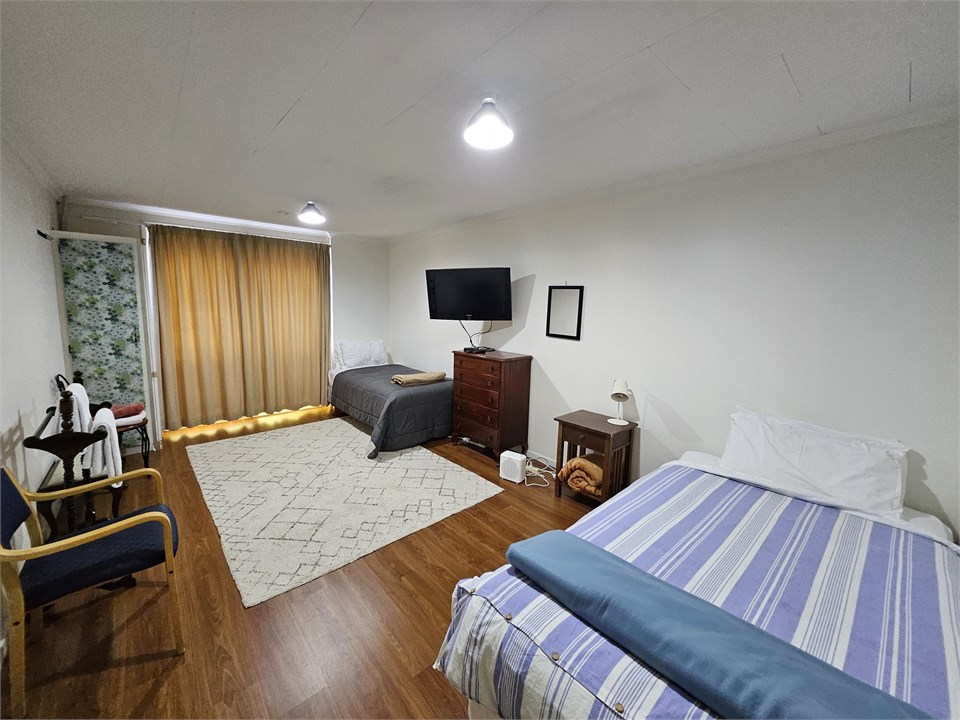 Two singles Twin bedroom #3