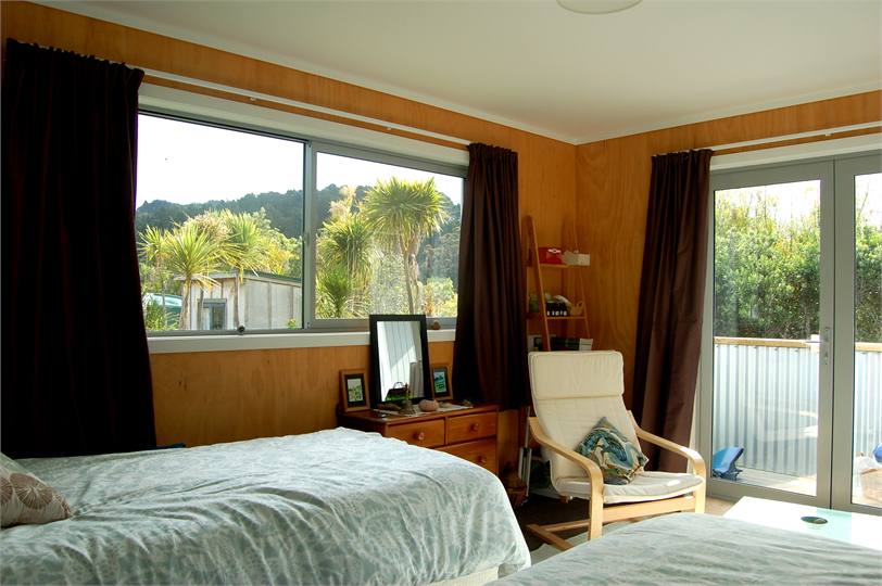 Twin Bedroom