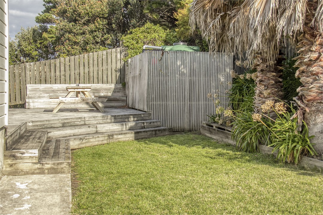 backyard with picnic table